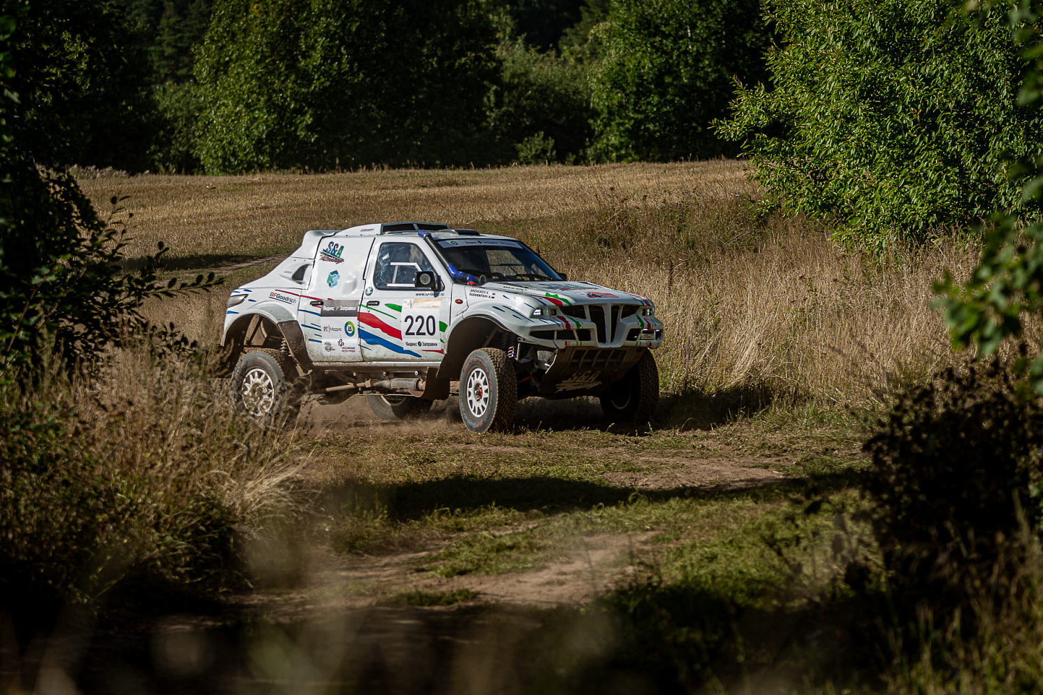 Формула успеха на бахе «Князь Владимир»: экипаж постарался и соперники помогли