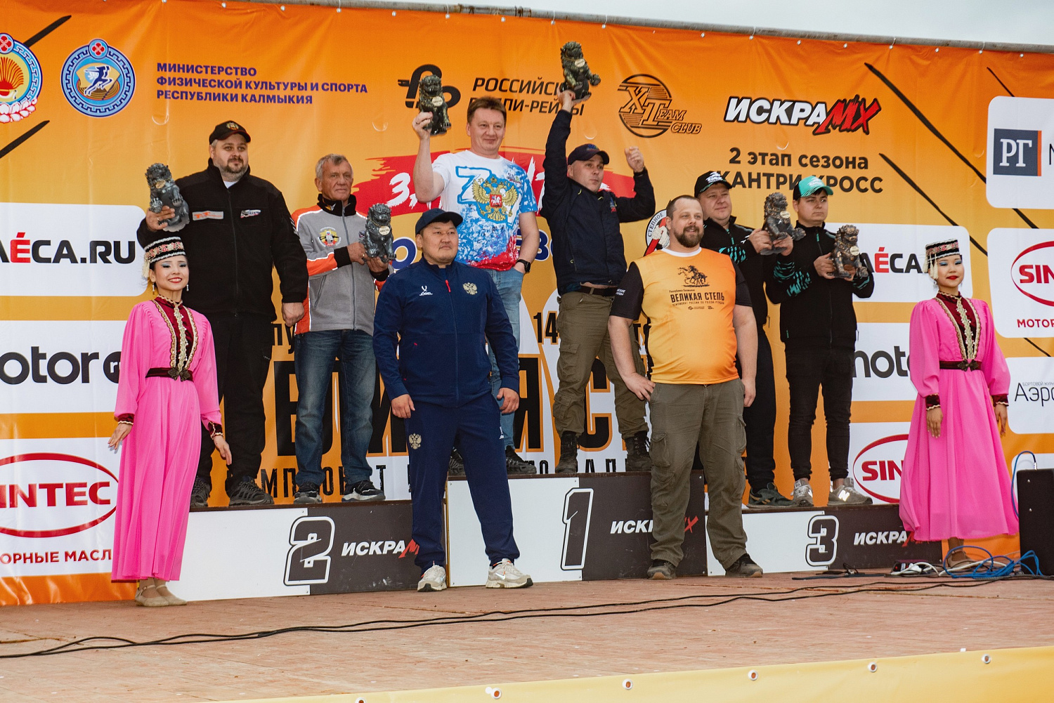 S&A Racing на бахе "Великая степь": Догоняли, копали, победили!