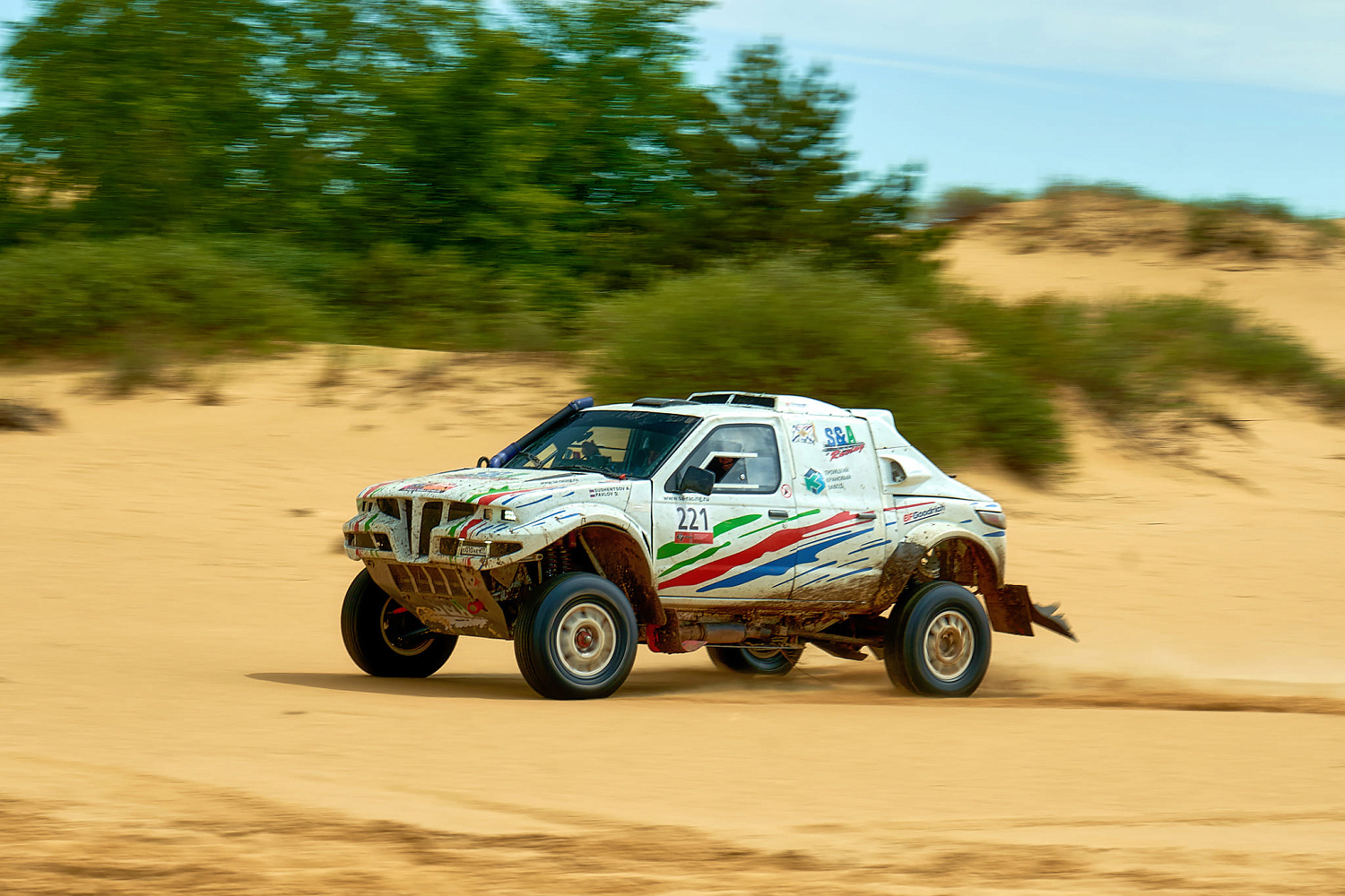 Баха Арчеда: быстрые дороги и непростые пески